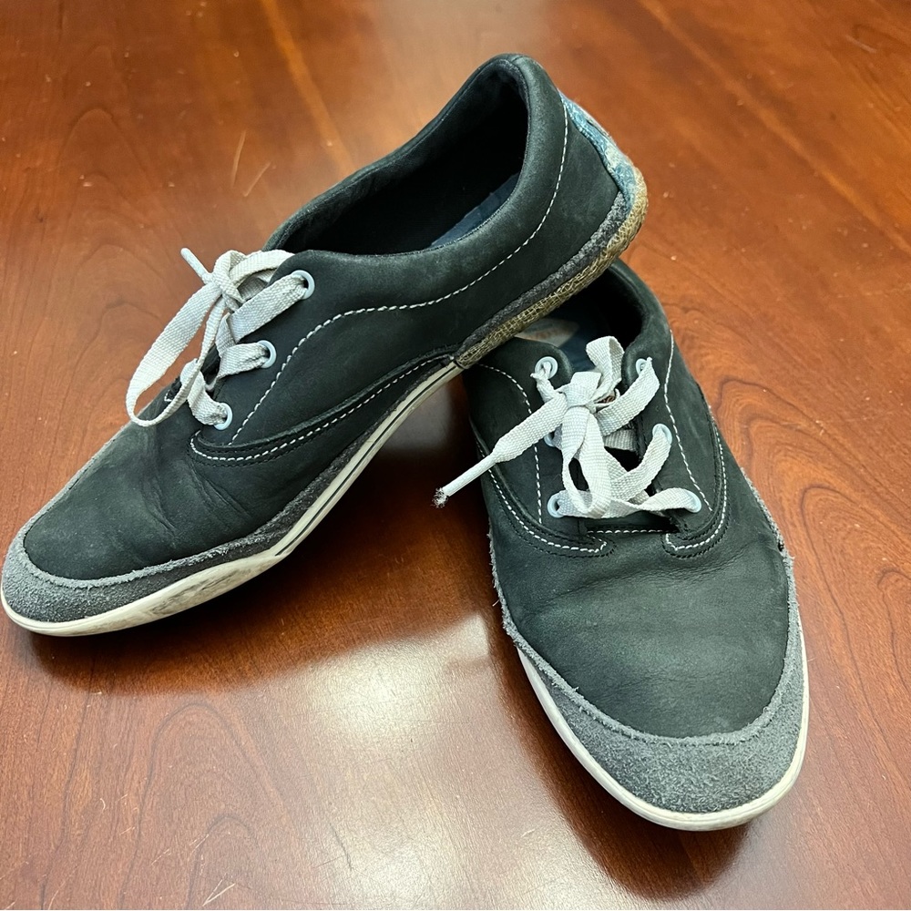 Cushe Women’s Ropewalk leather sneakers shoes size 7 charcoal black bluish grey